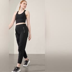 Athleta Black Trekkie North High Rise Jogger - size 6